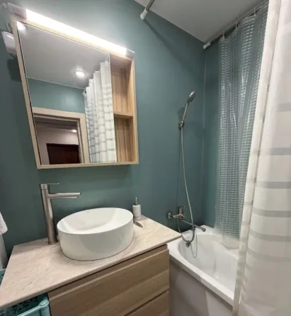 Сдаётся 2-х комнатная 49м² квартира Донецк