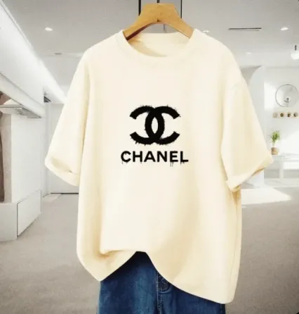 Футболка Chanel с принтом в едином стиле Донецк