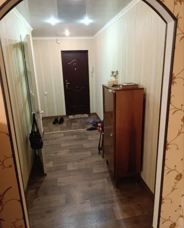 Продам 3-х комнатную квартиру в Центральном м-не Макеевка