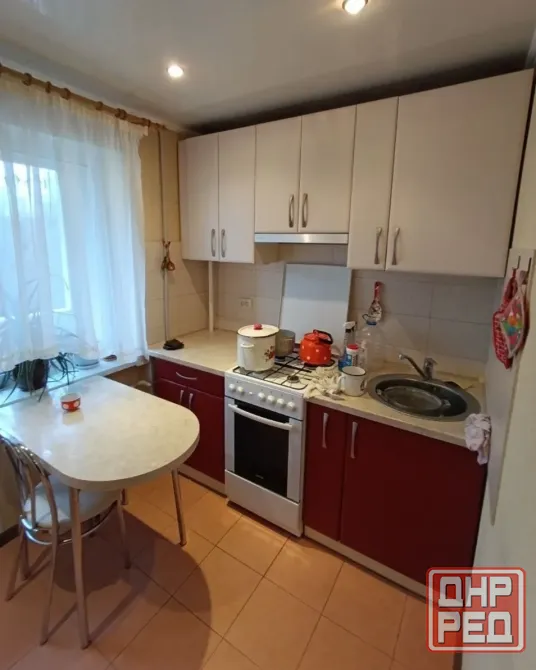 Продам 3-х комнатную квартиру в Центральном м-не Макеевка - изображение 1