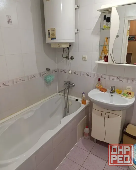 Продам 3-х комнатную квартиру в Центральном м-не Макеевка - изображение 6