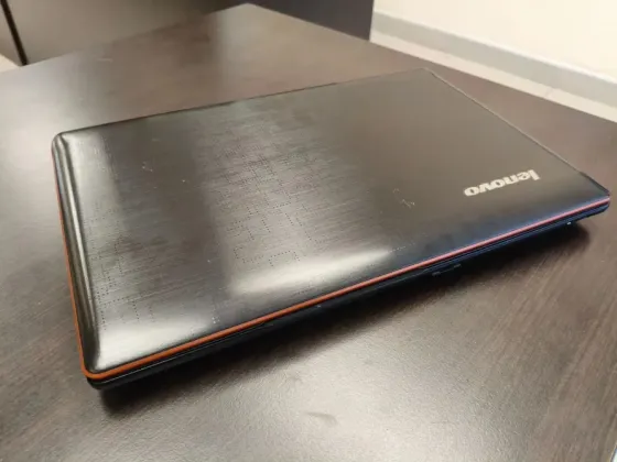Ноутбук Lenovo Y570 (intel i7-2630qm; озу 8gb; nvidia gt 555m) Донецк