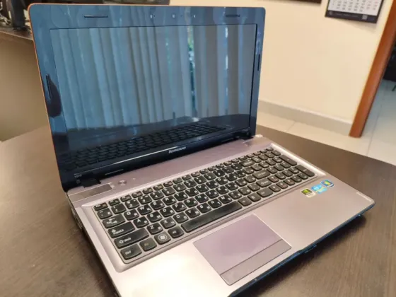 Ноутбук Lenovo Y570 (intel i7-2630qm; озу 8gb; nvidia gt 555m) Донецк