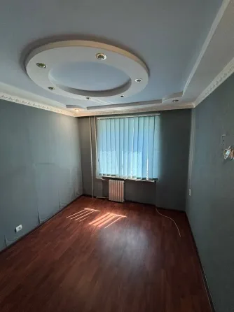 Продам 3х комн 65м кв бажанова Макеевка