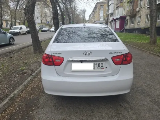 Hyundai Elantra 4 (HD) 2,0АТ 2009 Донецк