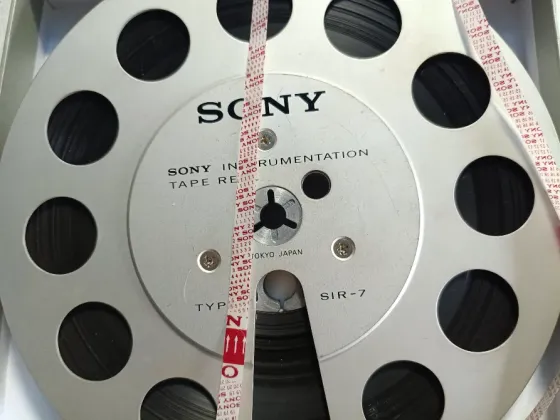 7-дюймовая алюминиевая Японская катушка и пленка с записью фирмы Sony Донецк
