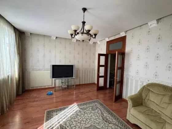 Продам Квартиру Донецк