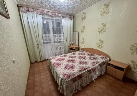 сдаётся большая квартира на длительный срок! Донецк