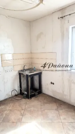 Продам 2х комнатную п. Роскошное Луганск
