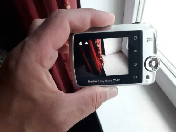 Рабочий Цифровой фотоаппарат 10Mpx Kodak easy share c142 Донецк
