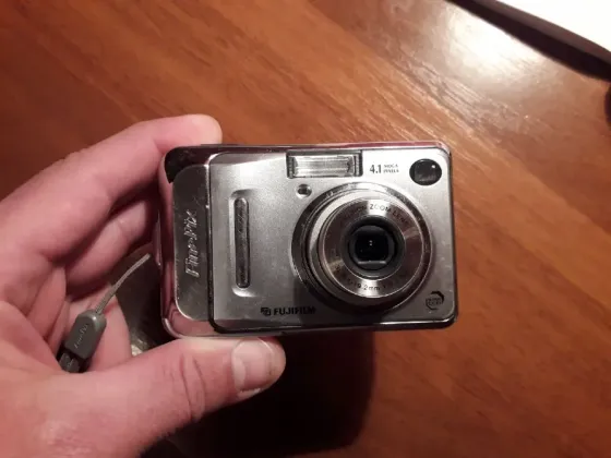 Цифровой фотоаппарат Fujifilm FinePix A400 Донецк