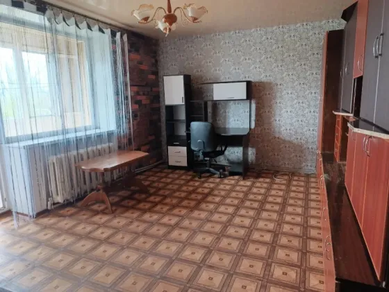 Продам 2 ком. кв-ру Гвардейка, 27 квартал, 58 школа. Макеевка