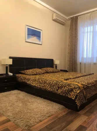 Долгосрочная квартира в новострое в центре города с круглосуточной подачей воды 90000 рублей Донецк