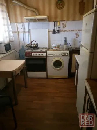 Предлагается на продажу просторная 1-комнатная квартира в Калининском р-не! По ул. Разенкова! Донецк