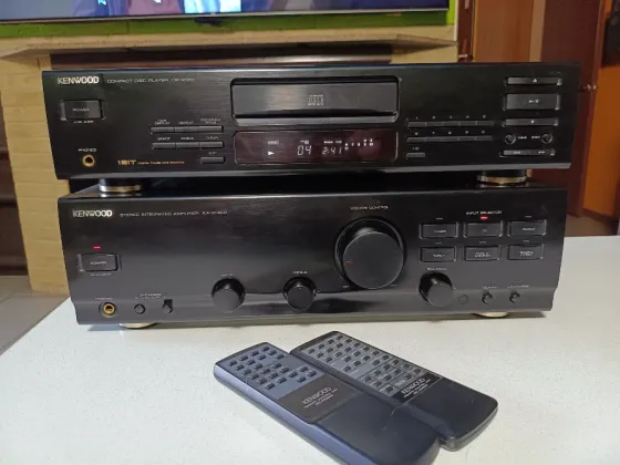 Стойка из двух аппаратов Kenwood.Усилитель Донецк