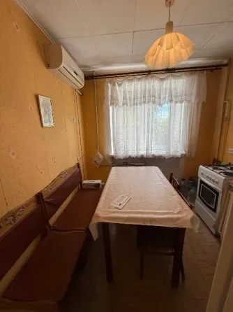 Продам 3-х комнатную квартиру в центре Червоногвардейского района Макеевка
