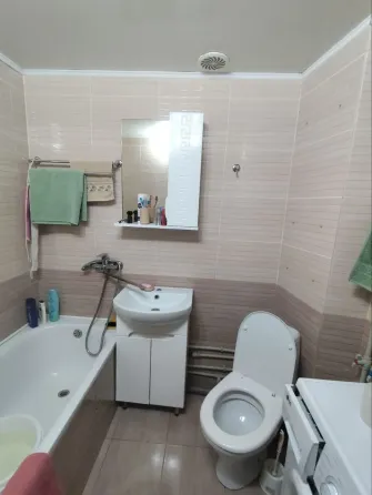 Продам отличную 2комн.кв Центральный район 23 жмр Мариуполь