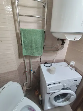 Продам отличную 2комн.кв Центральный район 23 жмр Мариуполь