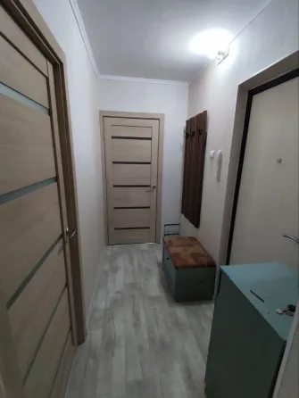 Сдам 2к кв центр Эдельвейс ор-р жк Ленинградский Мариуполь
