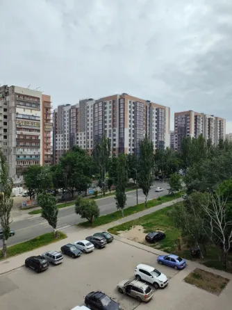 Сдам 2к кв центр Эдельвейс ор-р жк Ленинградский Мариуполь