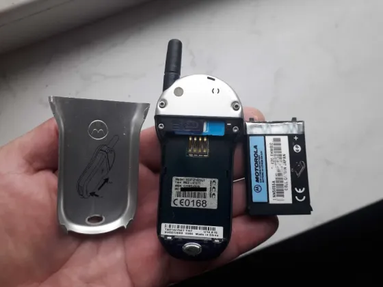 Рабочий Motorola V70 (без вскрытий) +зарядное(оригинал) Донецк