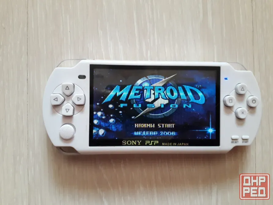 Игровой китайская плеер/приставка PSP MP5 4Gb Донецк - изображение 2