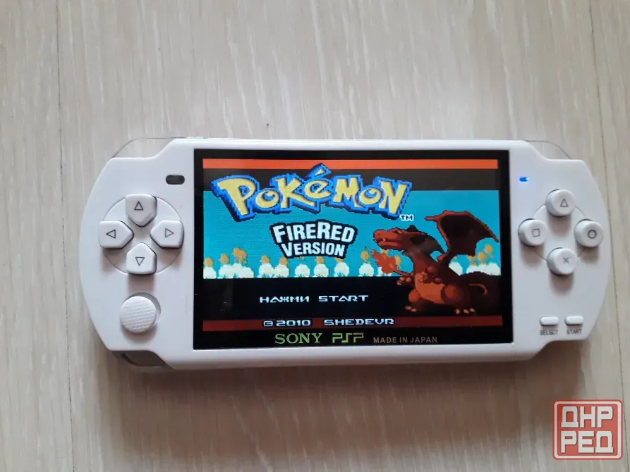 Игровой китайская плеер/приставка PSP MP5 4Gb Донецк - изображение 1