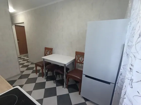 Продажа 1-комн. квартиры с ремонтом в Пролетарском районе,Щетинина Донецк