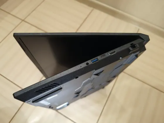 MSI Katana 17 HX B14WGK/17,3-240 гц/i9-14900HX/16 Гб DDR5/SSD M2 NWMe - 1024 Гб/RTX 5070/ 156 999 Донецк