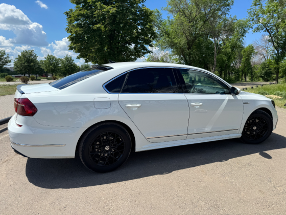 Volkswagen Passat B7 R-Line Краснодон