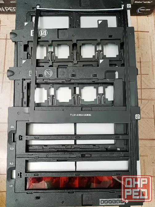 Сканер Epson Perfection V700 Photo Донецк - изображение 3