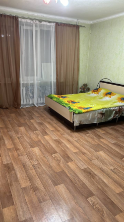 2-х комнатная , Луговцова , рядом Оцкб и пр . Ленинский Донецк