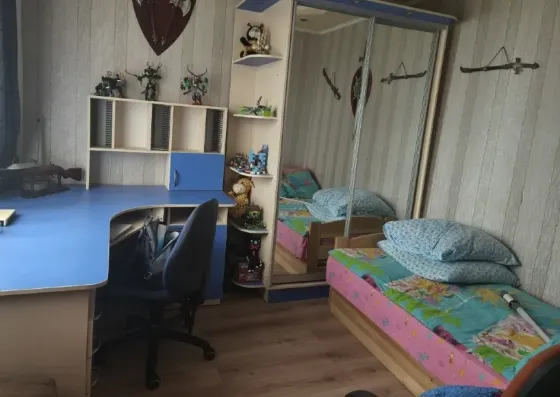 Продам 3-х комнатную квартиру на Зеленом Макеевка