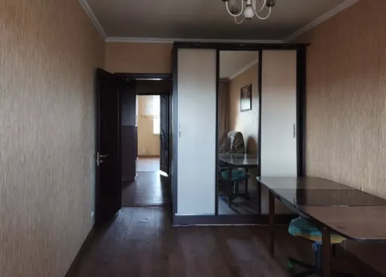 Продам 3-х комнатную квартиру на Зеленом Макеевка