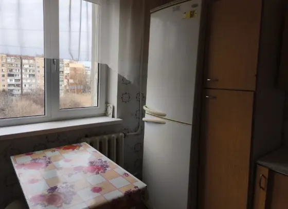 Продам 3-х комнатную квартиру на Зеленом Макеевка