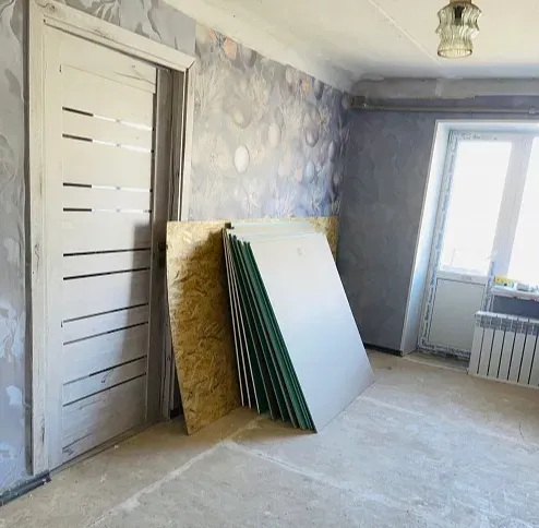 Продам 2-х комнатную квартиру на Бажанова Макеевка