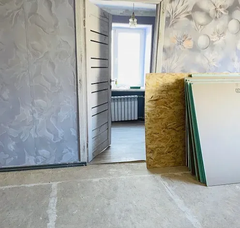 Продам 2-х комнатную квартиру на Бажанова Макеевка