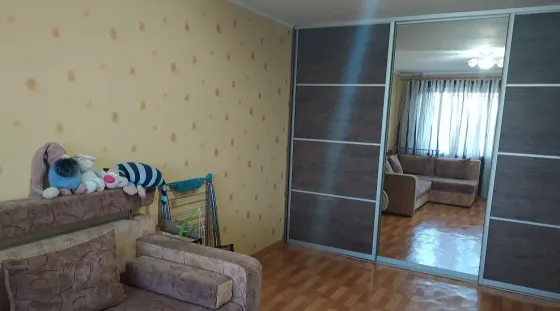 Продам 2-х комнатную квартиру на Батова Макеевка