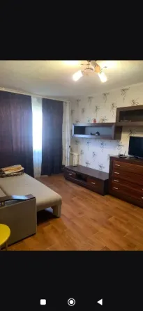 сдам 1к.кв. куйбышевск. р. словацкая 25000 р бойлер 70 л график вода. Донецк