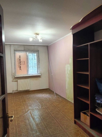 Продается 3 комн. Куйбышевский район. Ул.Вахрушева. Этаж 1/5. Цена 2.500.000 руб. Донецк
