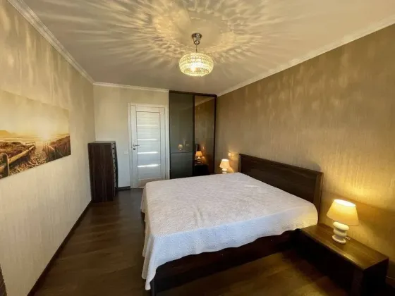 Сдам 2-комнатную квартиру в Ворошиловском районе, ул. Постышева 87 (ориентир: гастроном Москва) Донецк