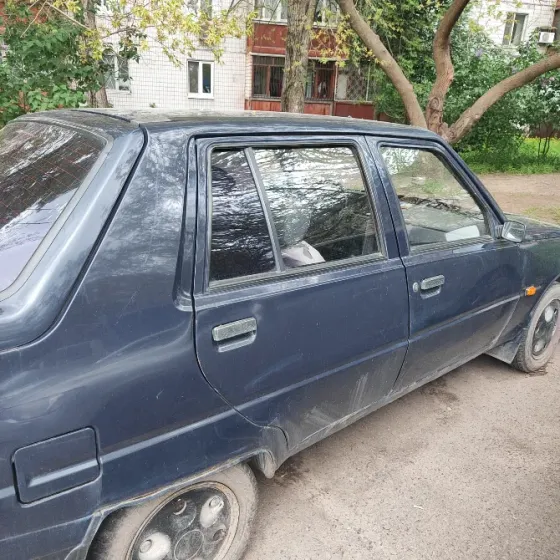 продам автомобиль Донецк