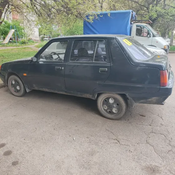 продам автомобиль Донецк