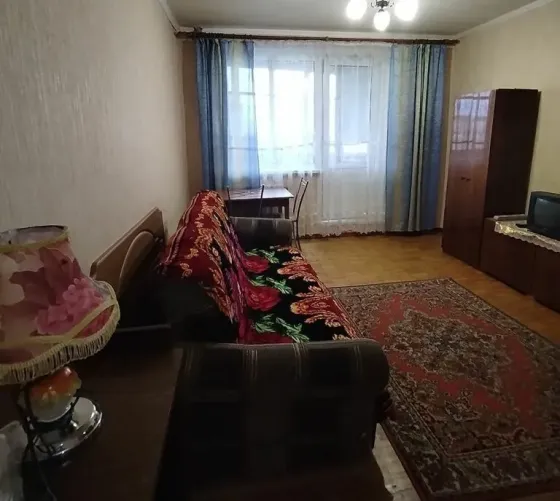 Сдаю квартиру (2 комн., 54кв.м 2этаж), Будённовский район Донецк