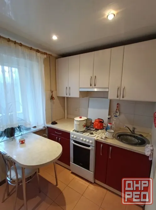 Продам 3-х комнатную квартиру в Центральном м-не Макеевка - изображение 1