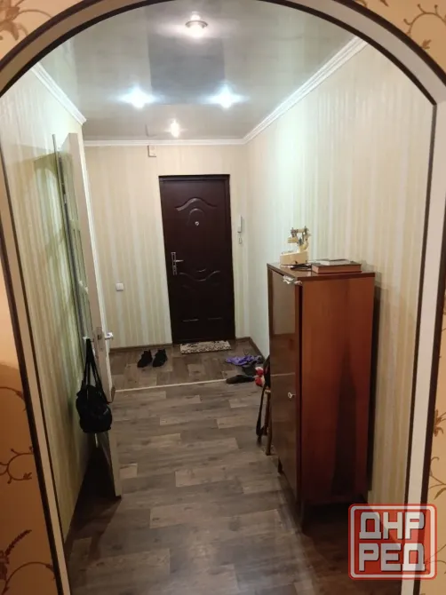 Продам 3-х комнатную квартиру в Центральном м-не Макеевка - изображение 3