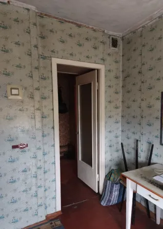 Продам 3-х комнатную квартиру в Октябрьском м-не Макеевка