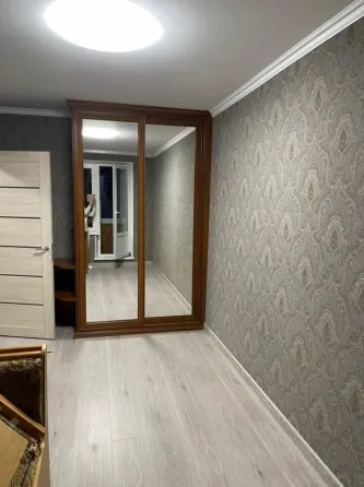 Сдам двухкомнатную квартиру Донецк