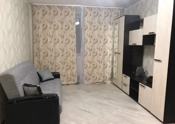 Сдаю двухкомнатную квартиру Донецк