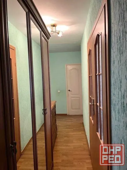 Сдаётся двухкомнатную квартиру, ул. люксембург 15 . вода подается Донецк - изображение 1